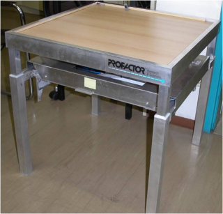 Prototyp des hhenverstellbaren Tisches