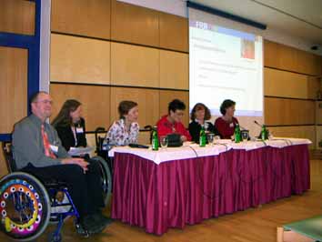 Benutzergruppe whrend der Prsentation bei der Abschlusskonferenz